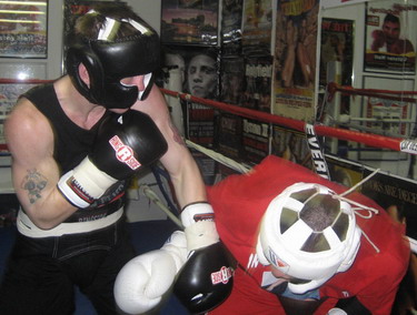 Hatton vs Urango